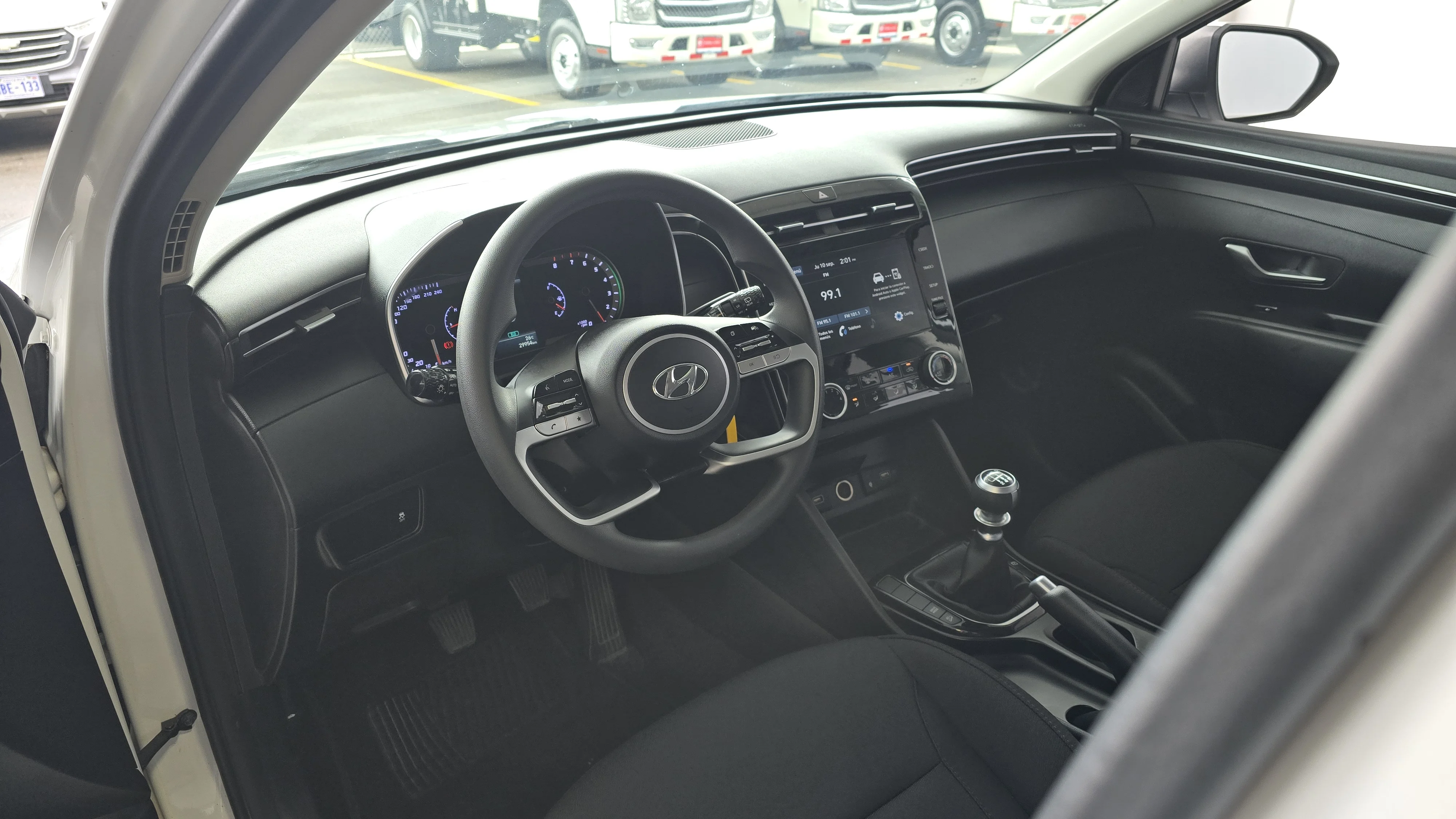 Interior 5