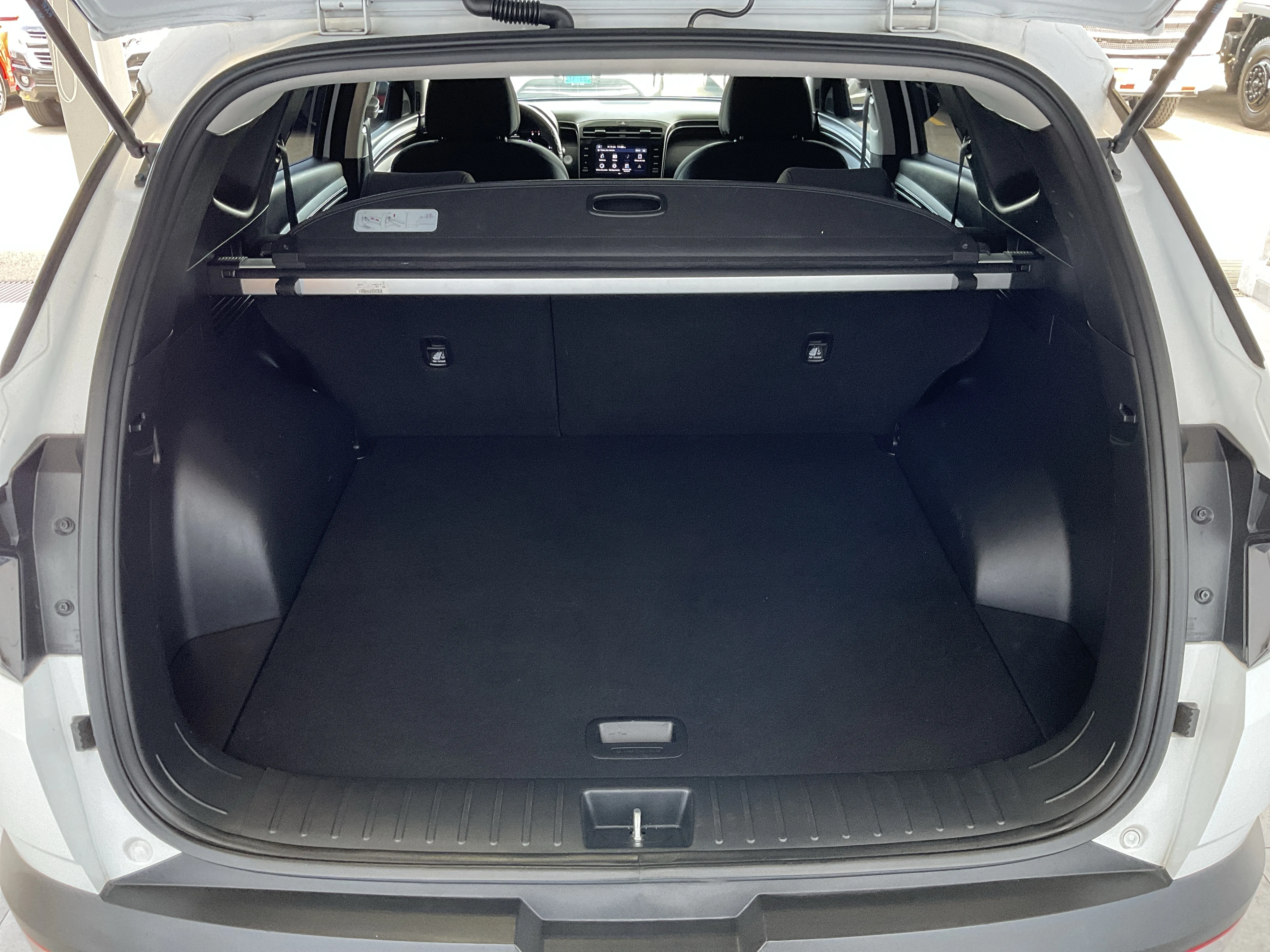 Interior 3