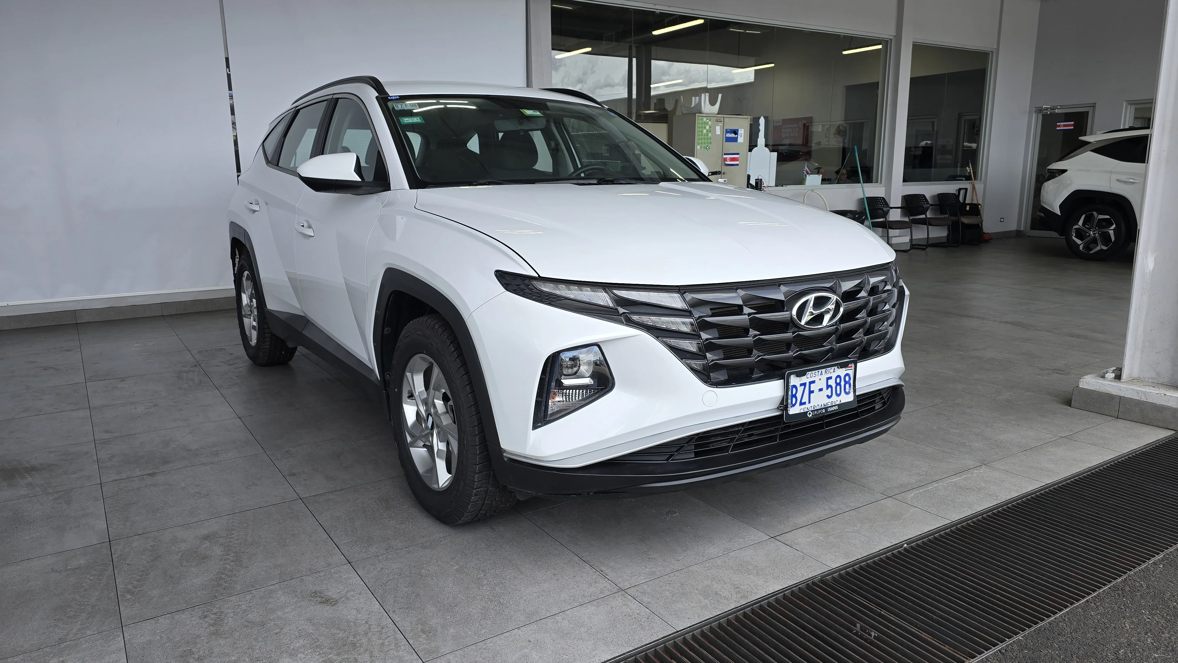 Exterior 7