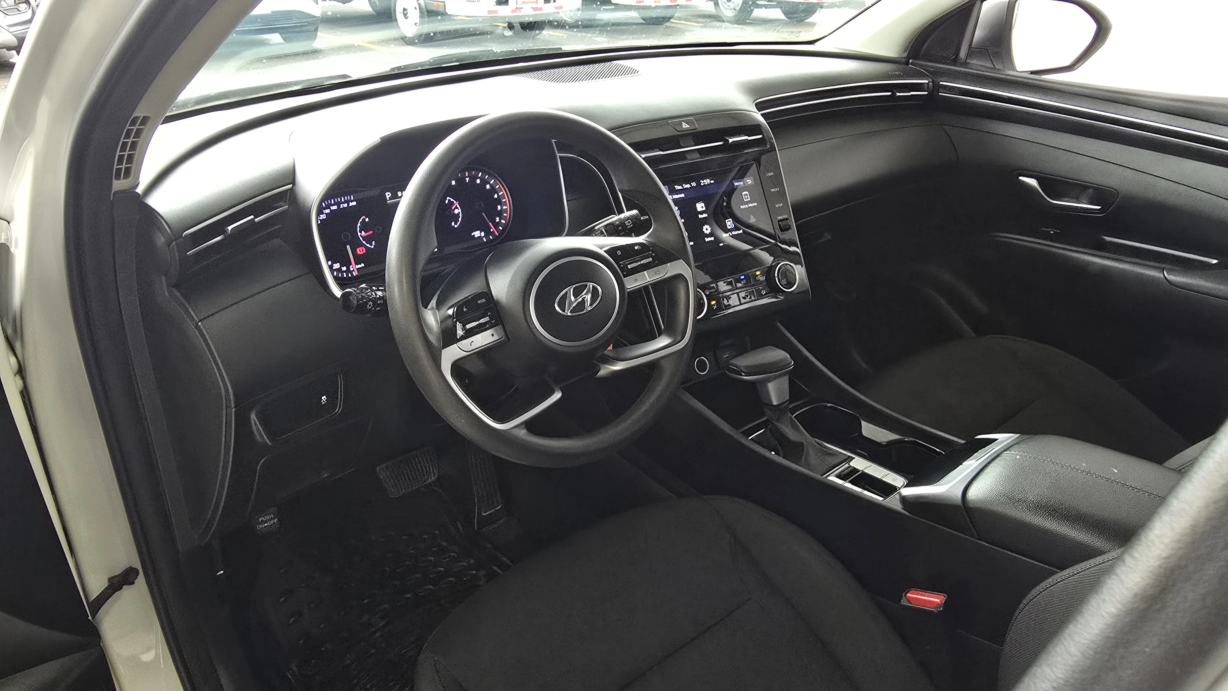 Interior 5
