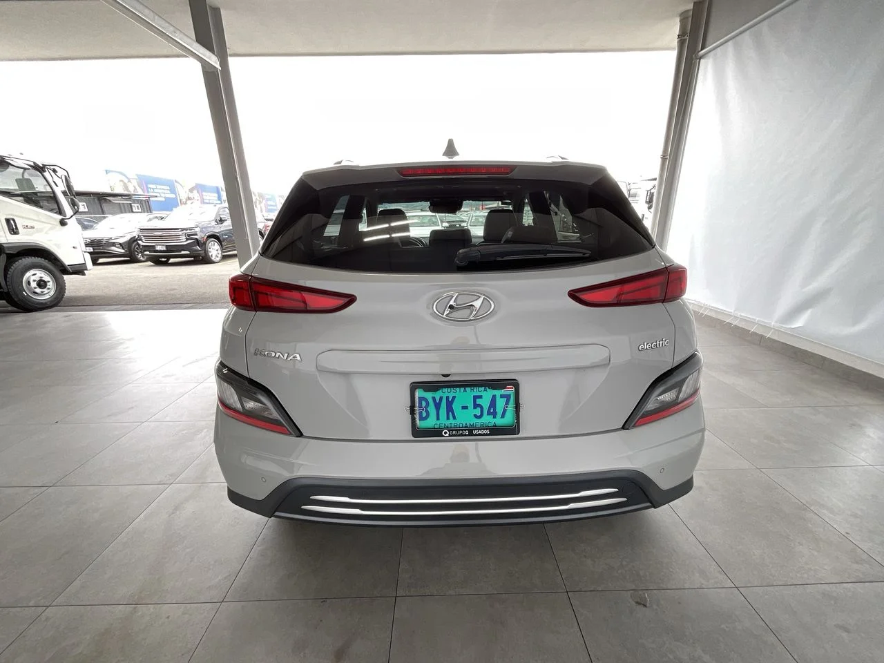 Exterior 6