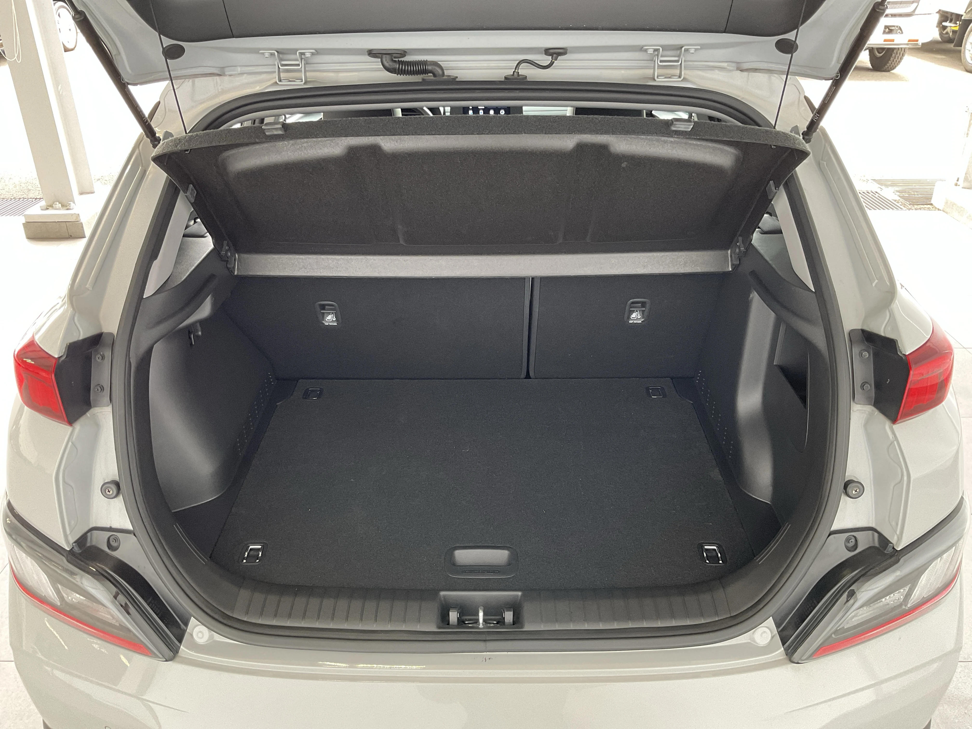 Interior 3