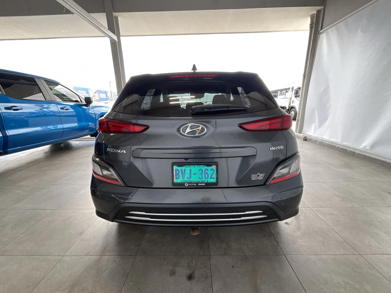 Exterior 6