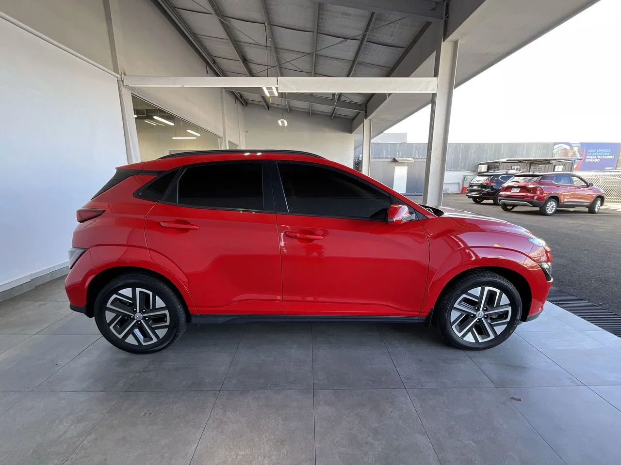 Exterior 8