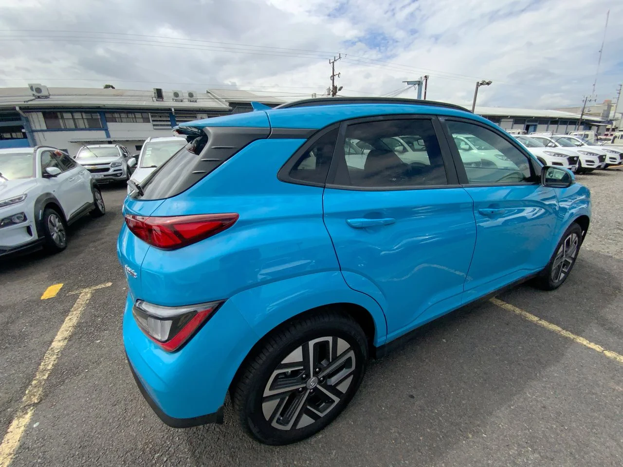 Exterior 6