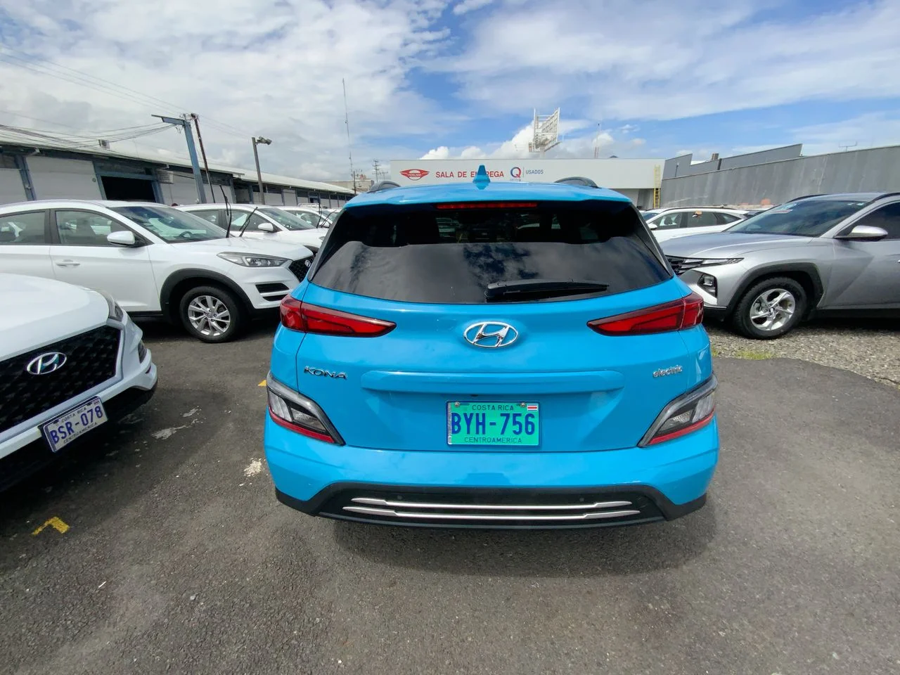 Exterior 8
