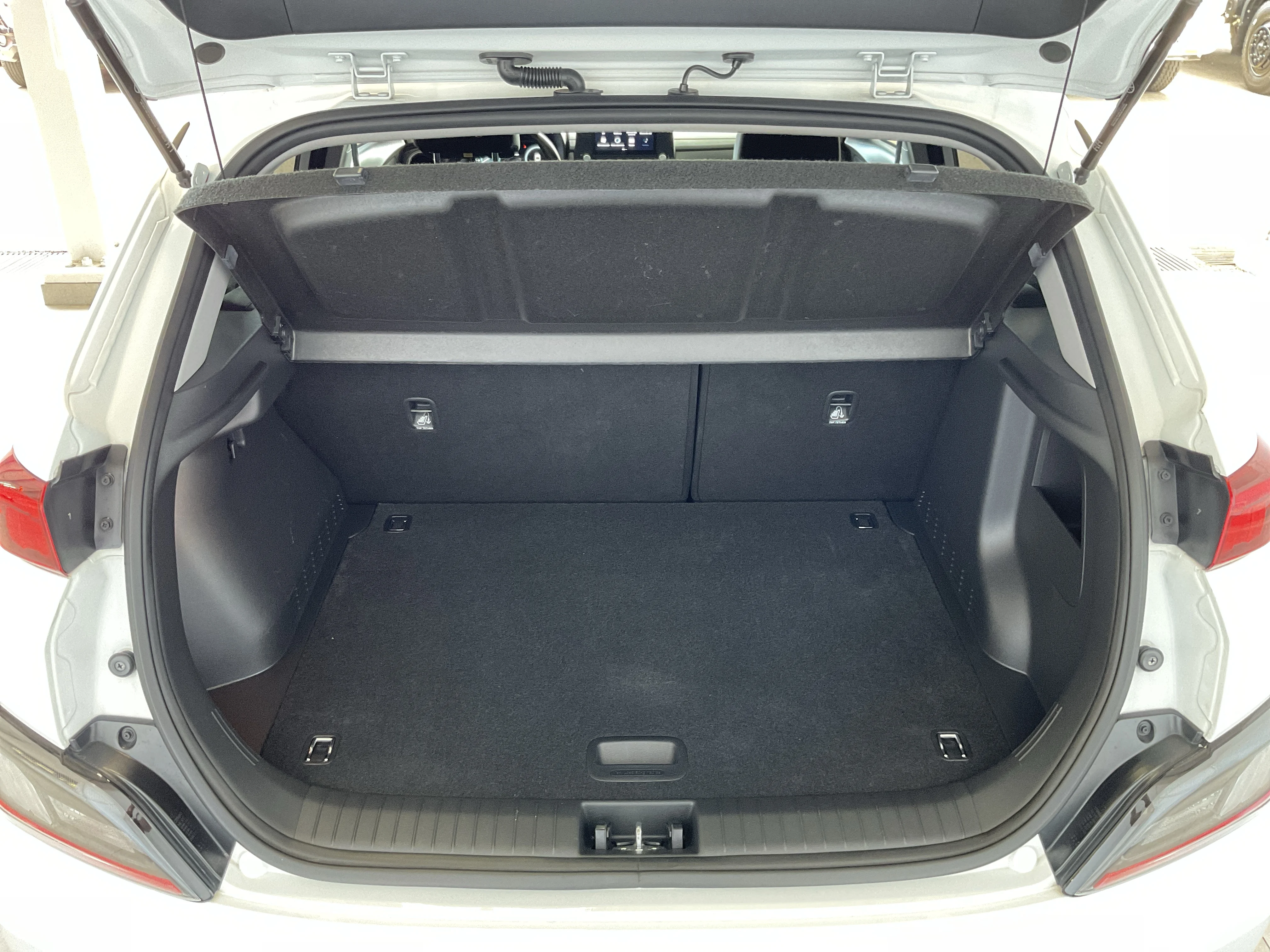 Interior 3
