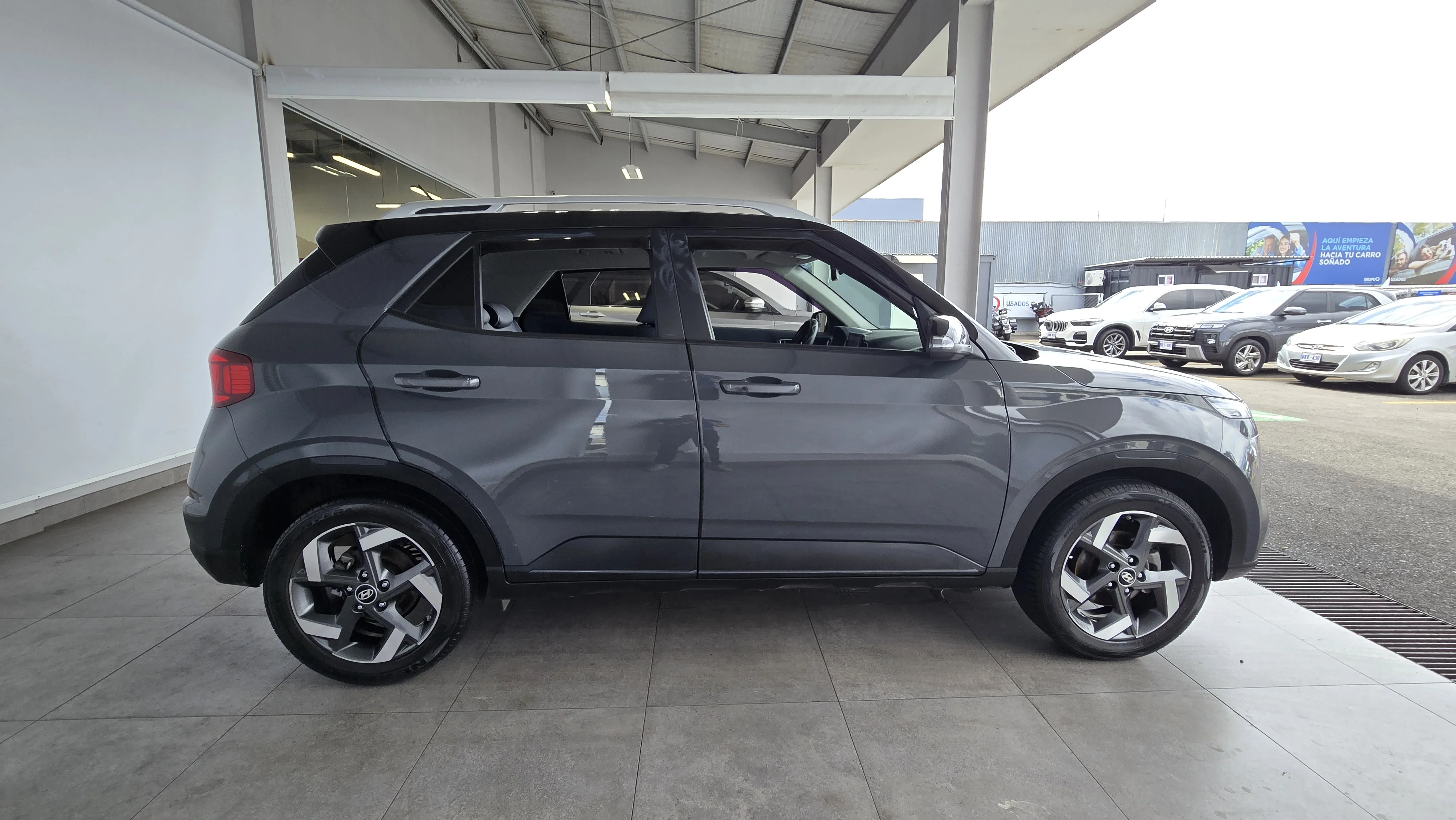 Exterior 5