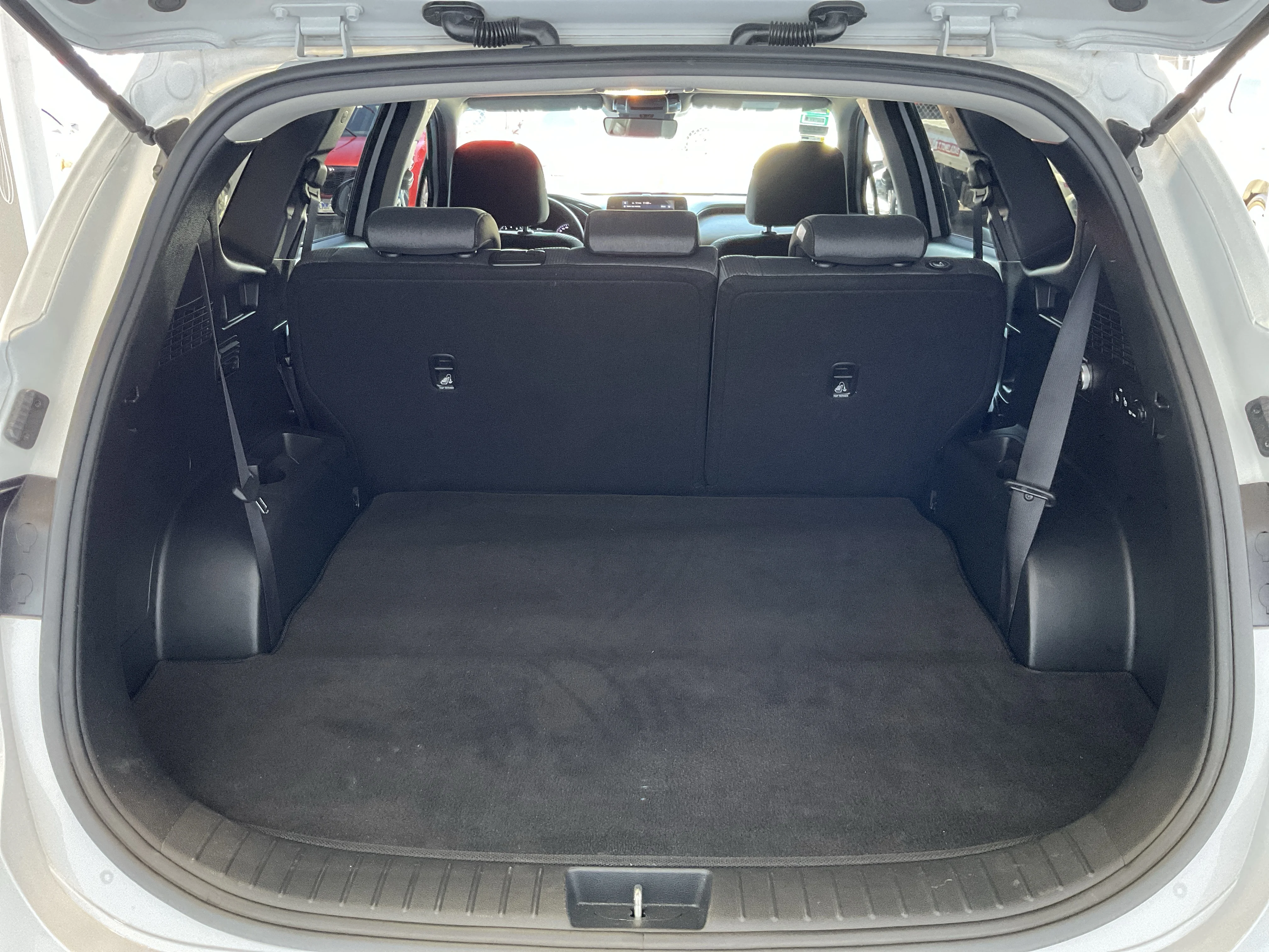 Interior 4