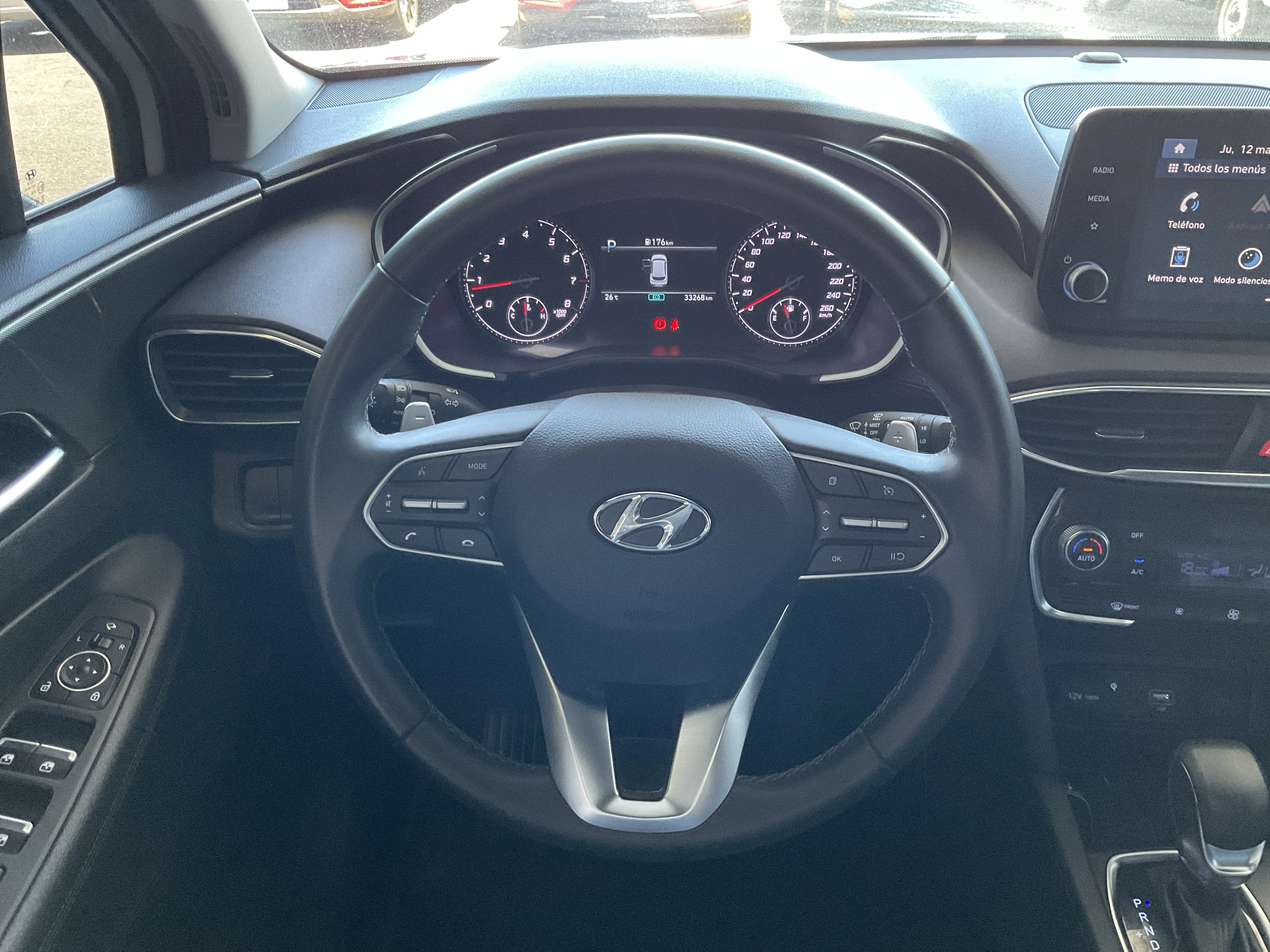Interior 11