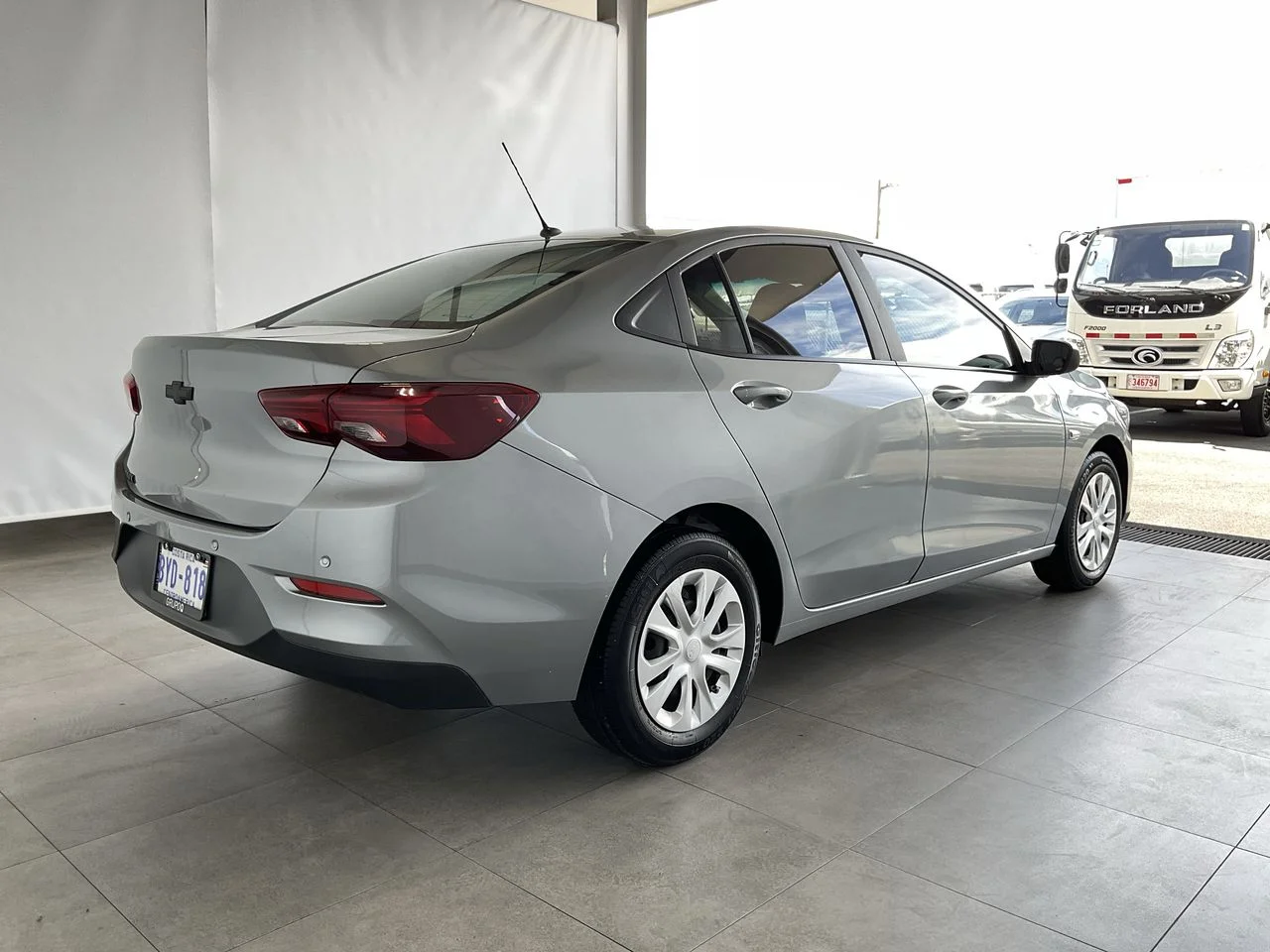 Exterior 7