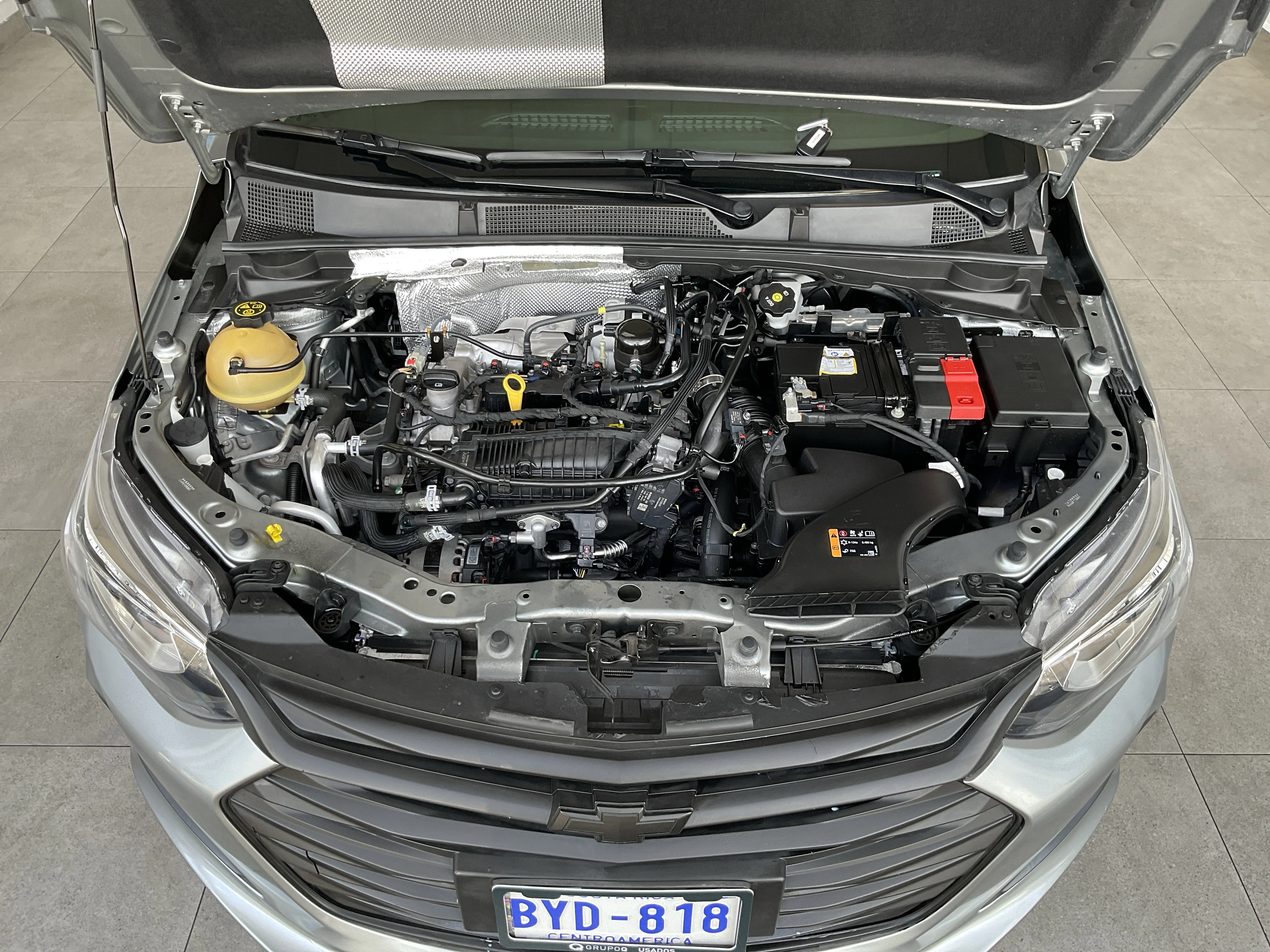 Interior 5