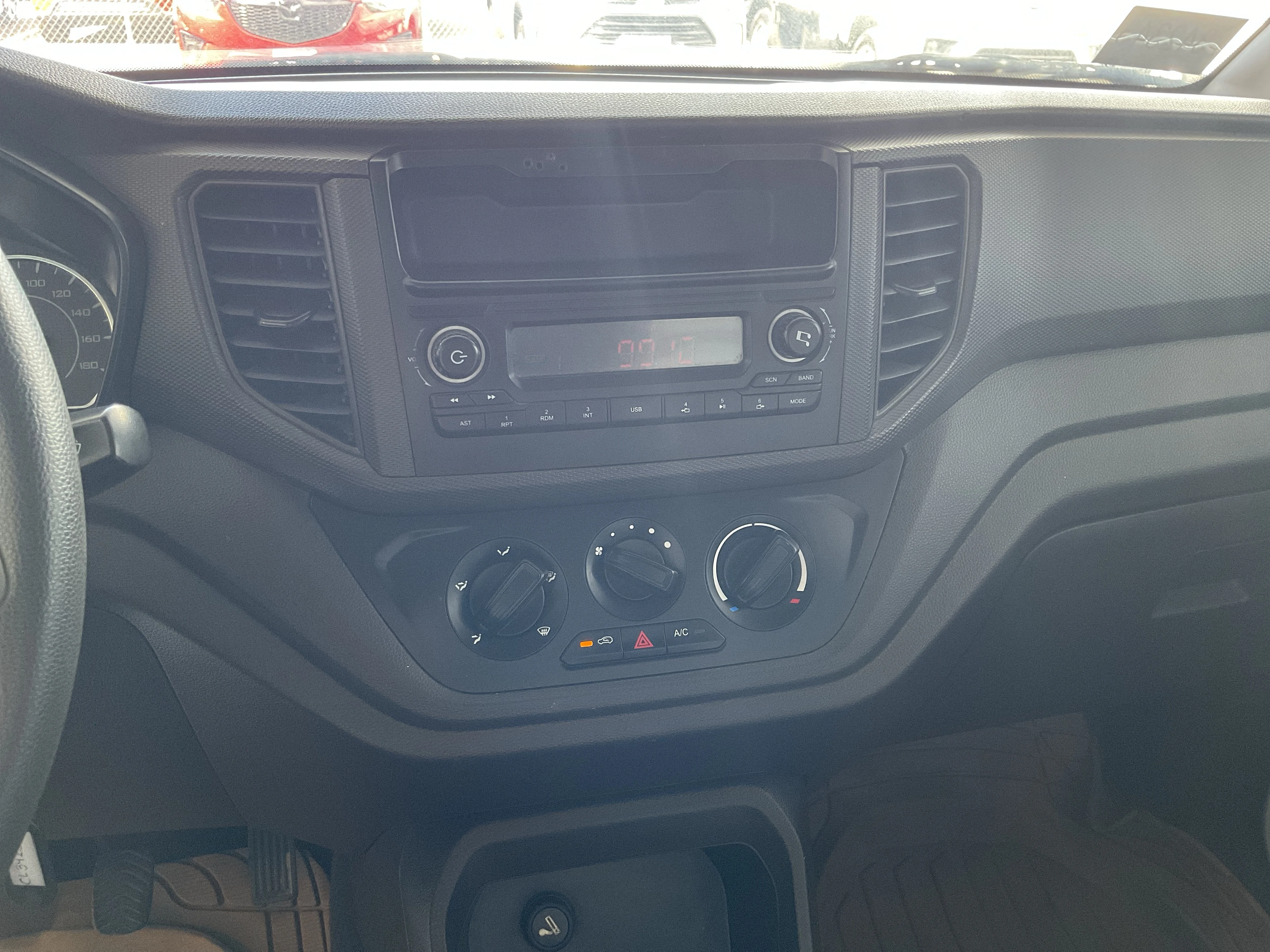 Interior 6