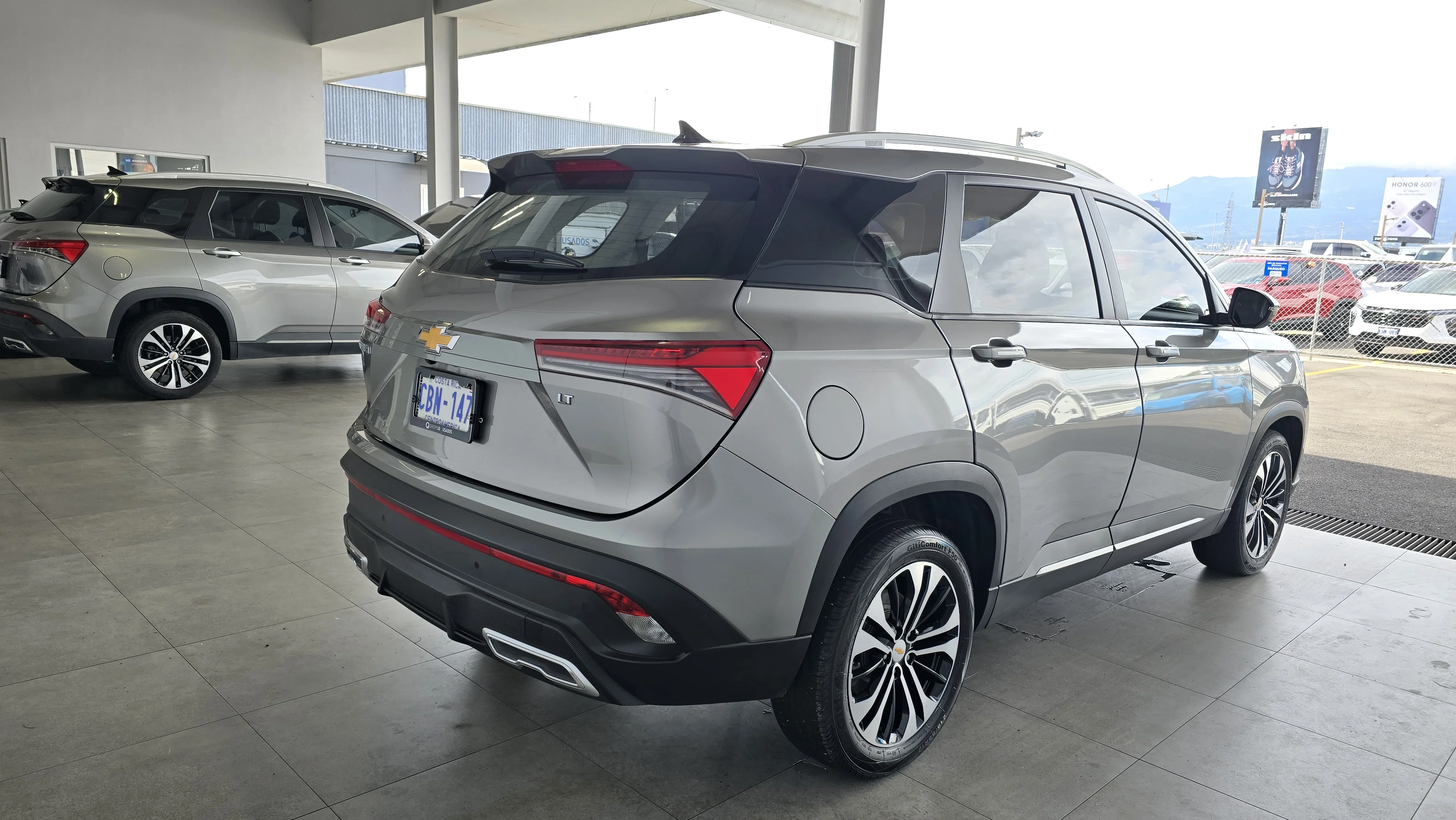 Exterior 9