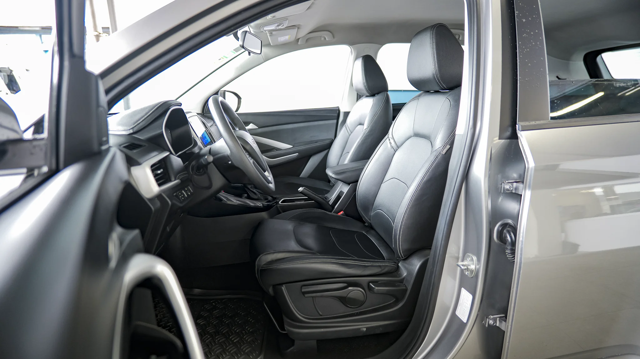 Interior 3