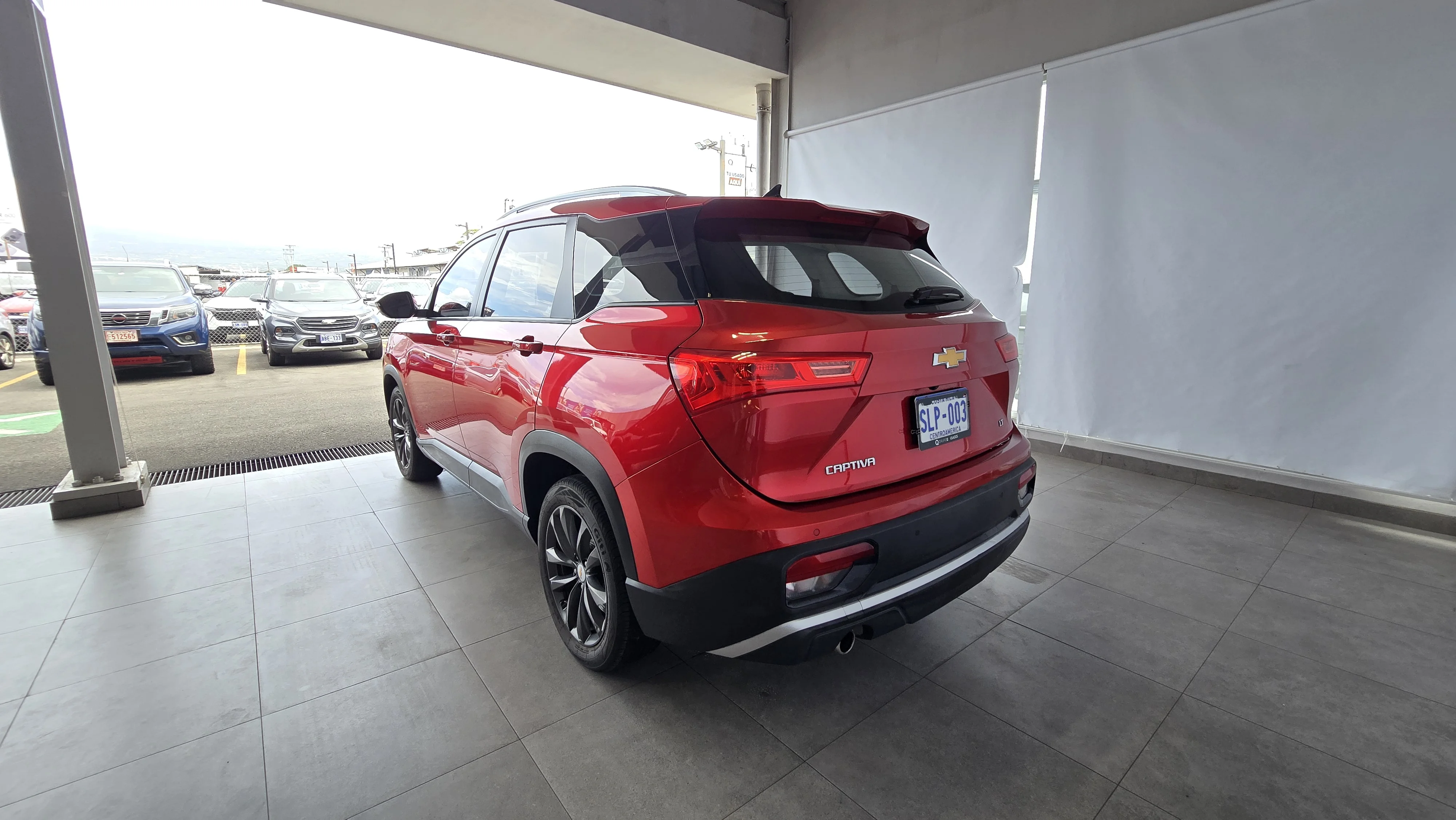 Exterior 8