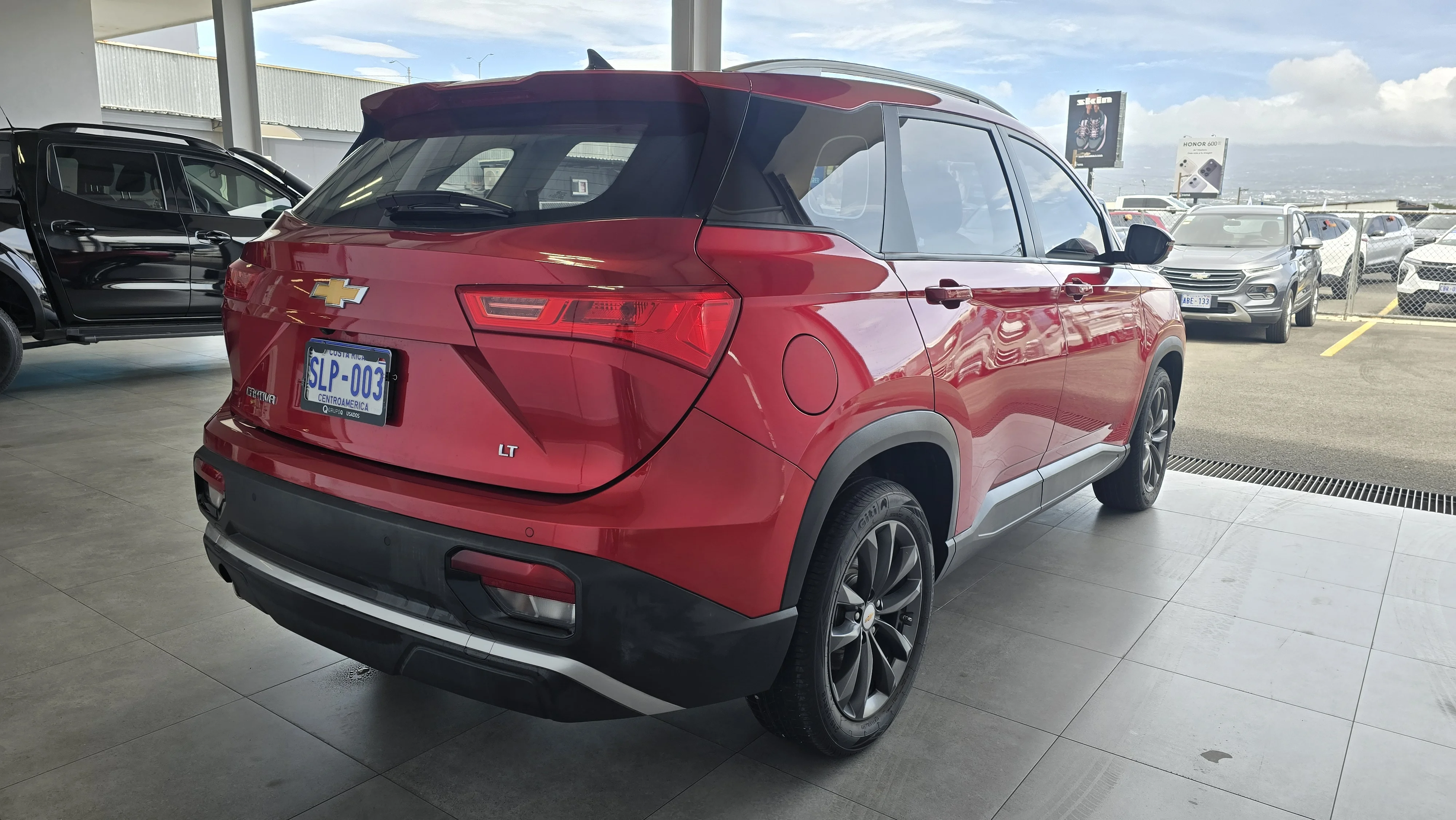 Exterior 9