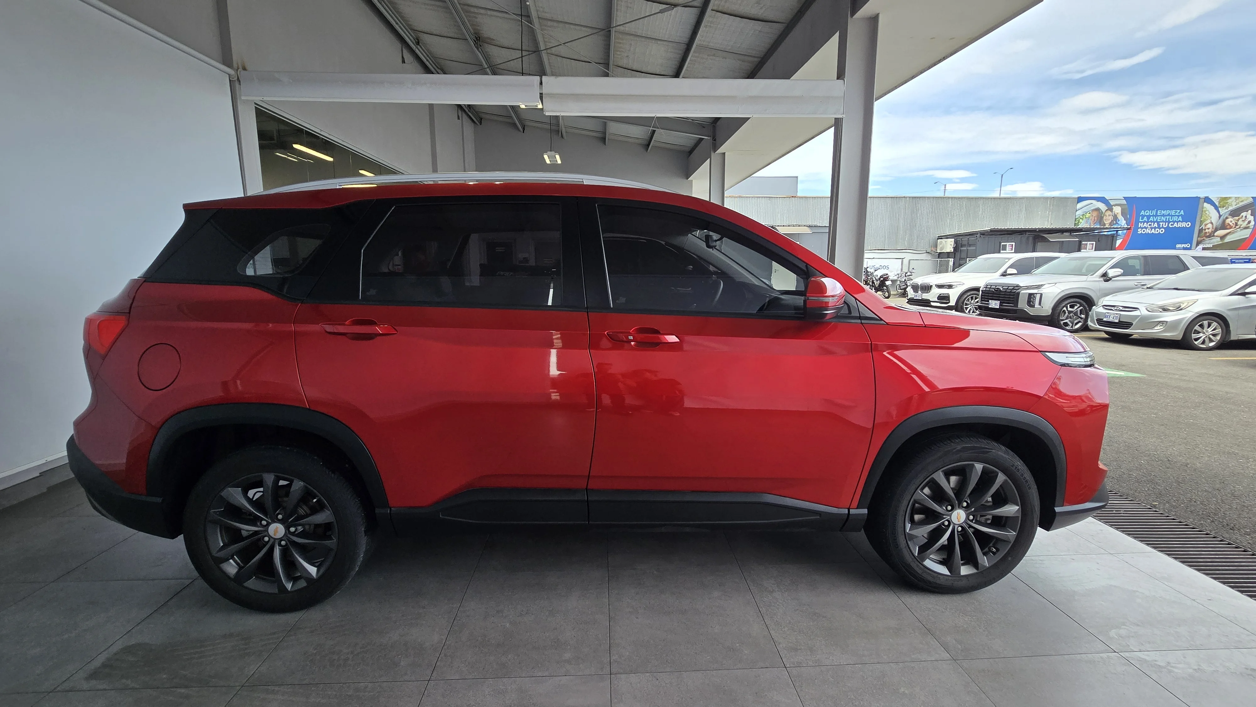 Exterior 5