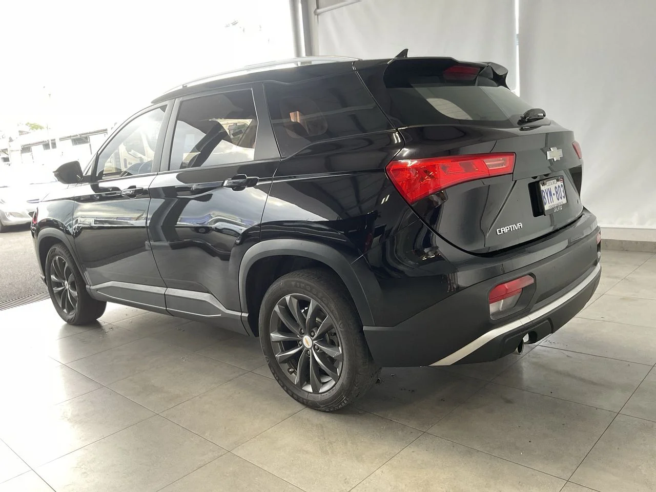 Exterior 5