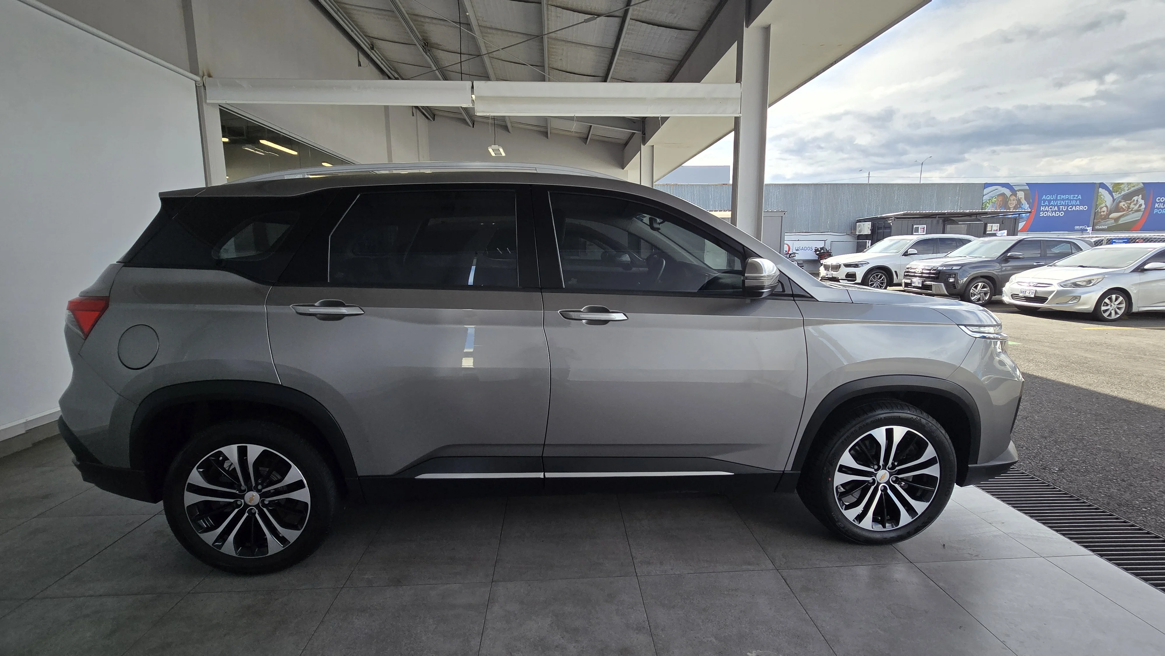 Exterior 5