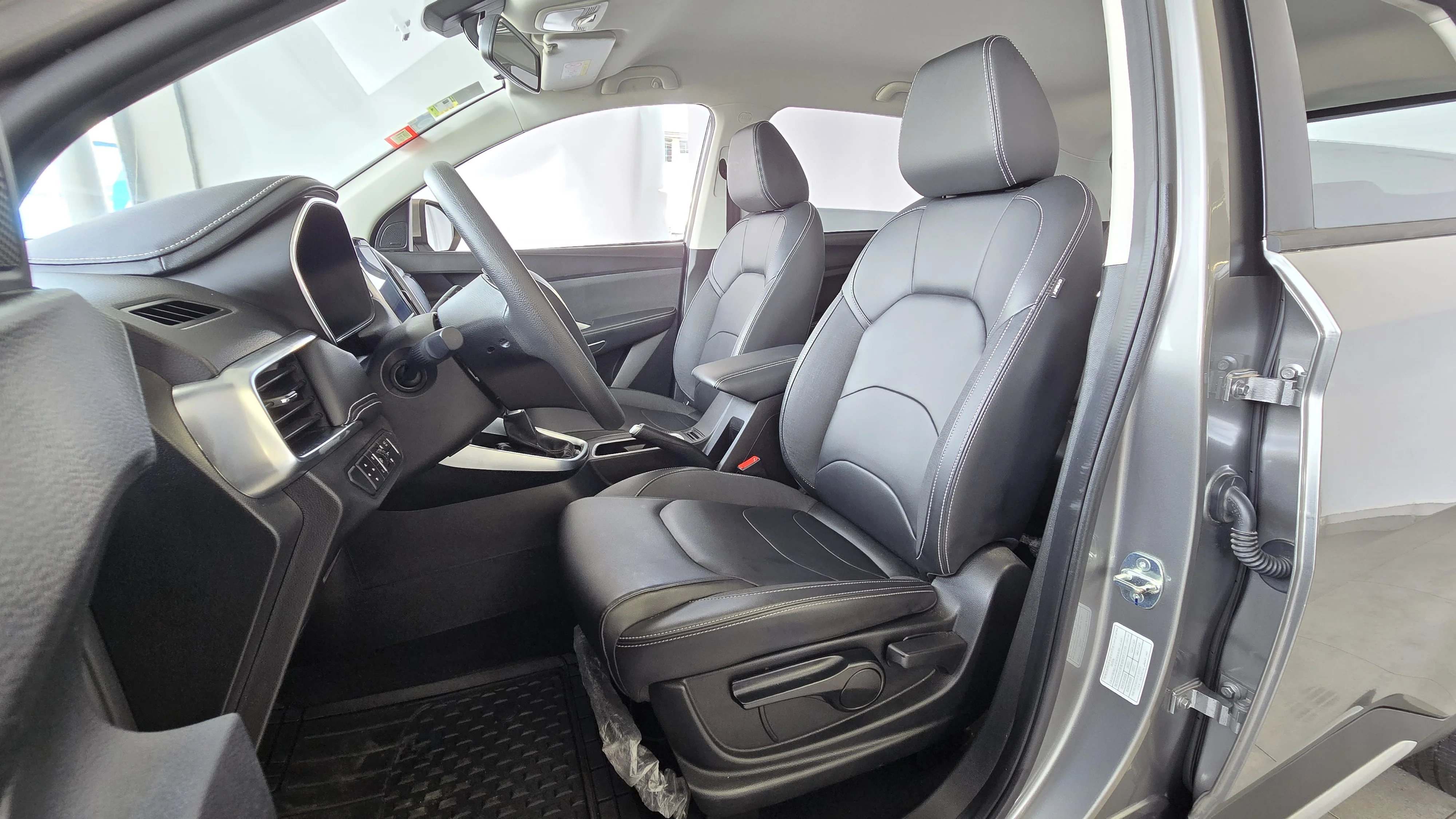Interior 4