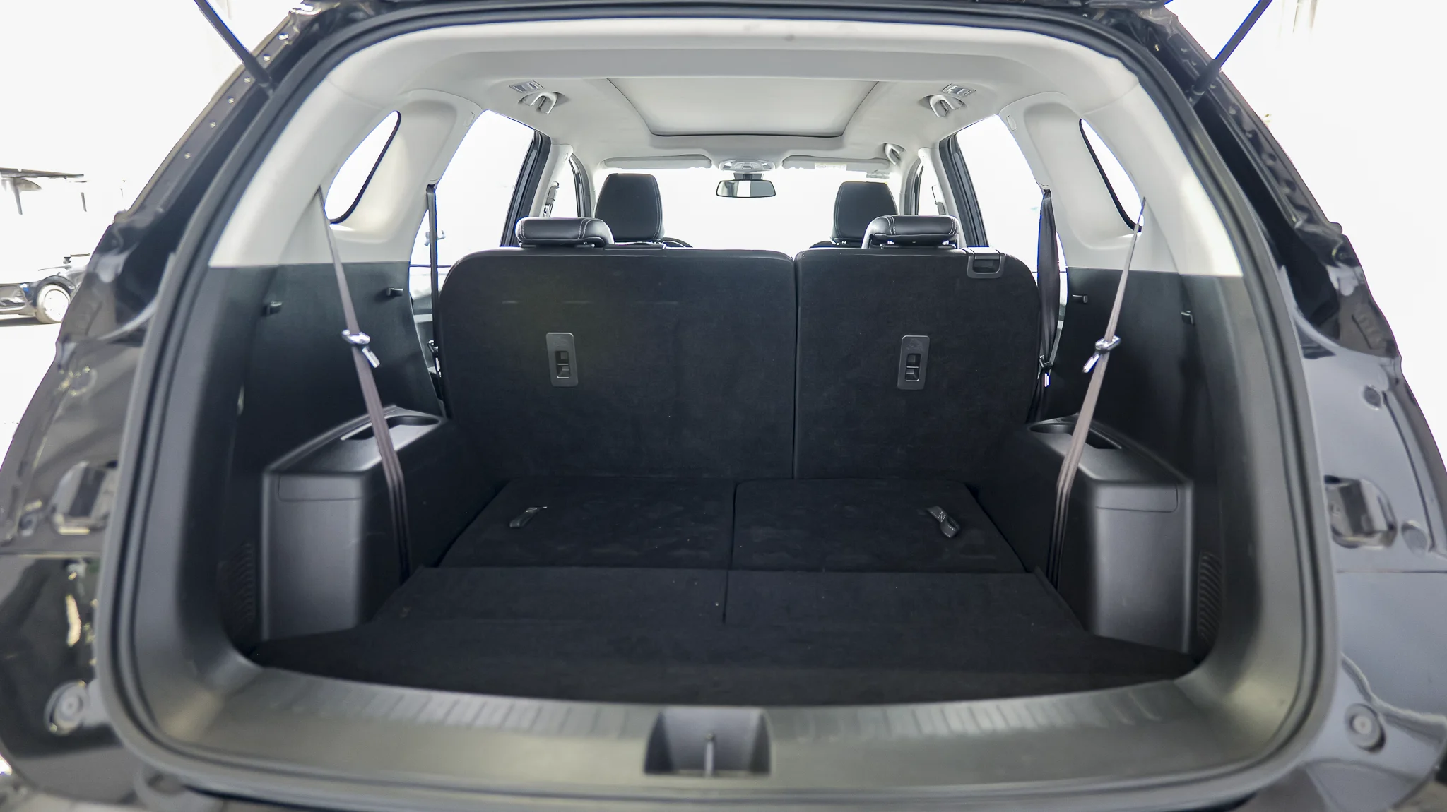 Interior 3