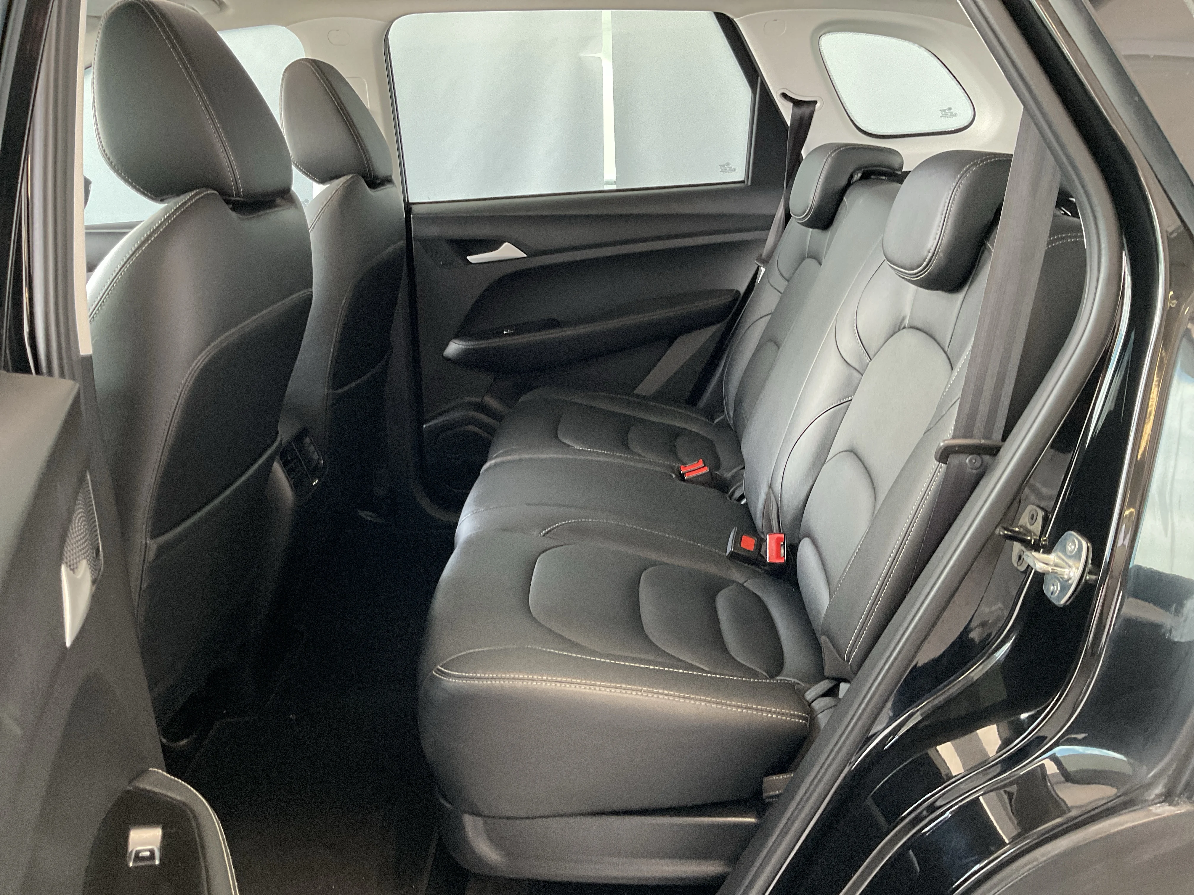 Interior 3