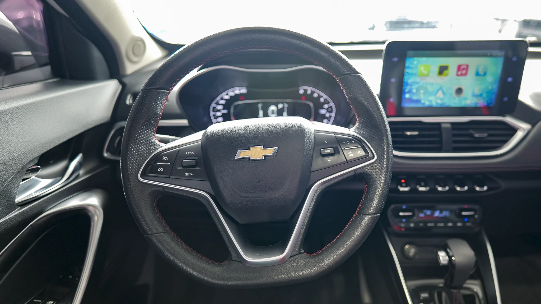 Interior 5