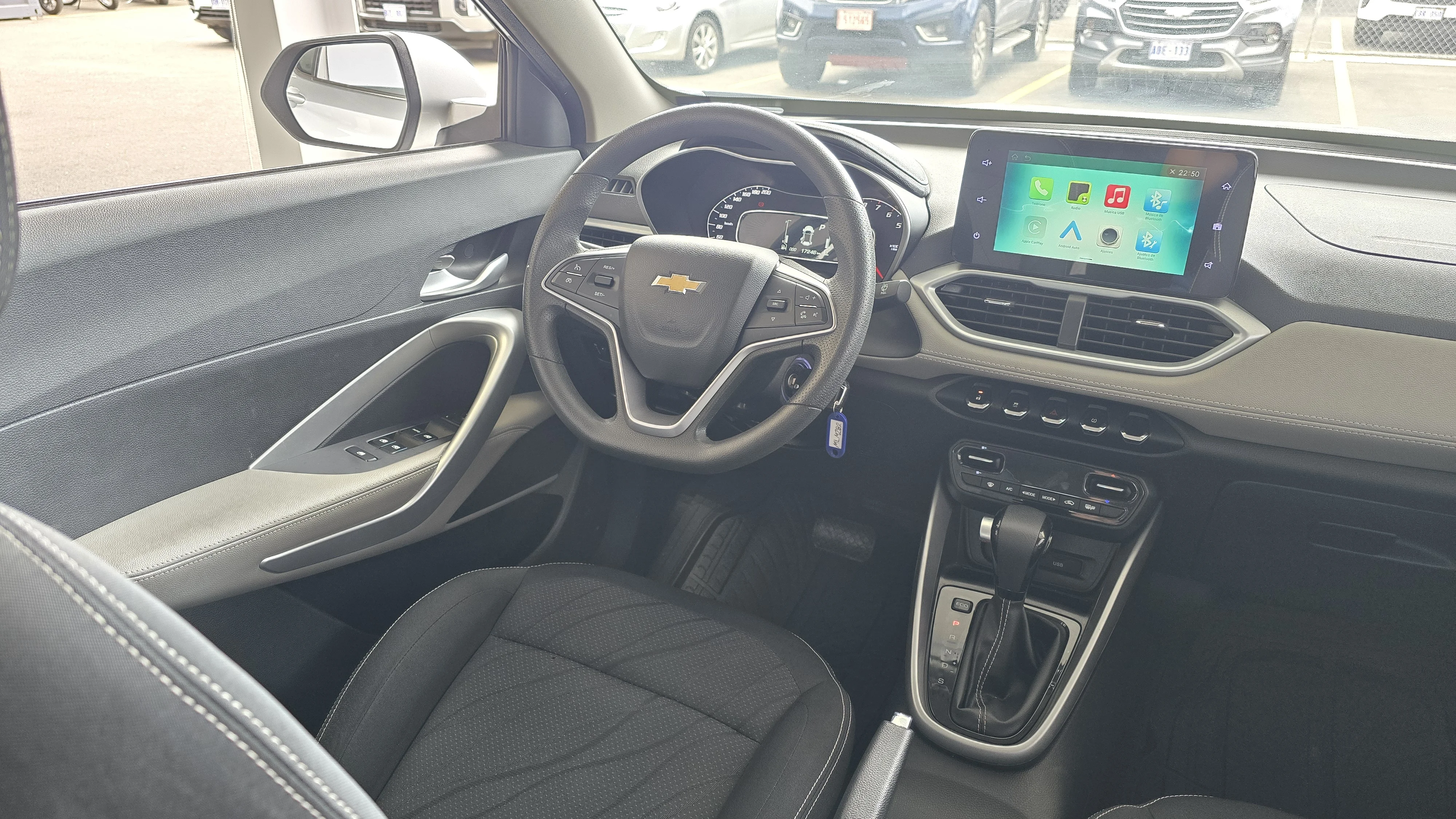 Interior 8