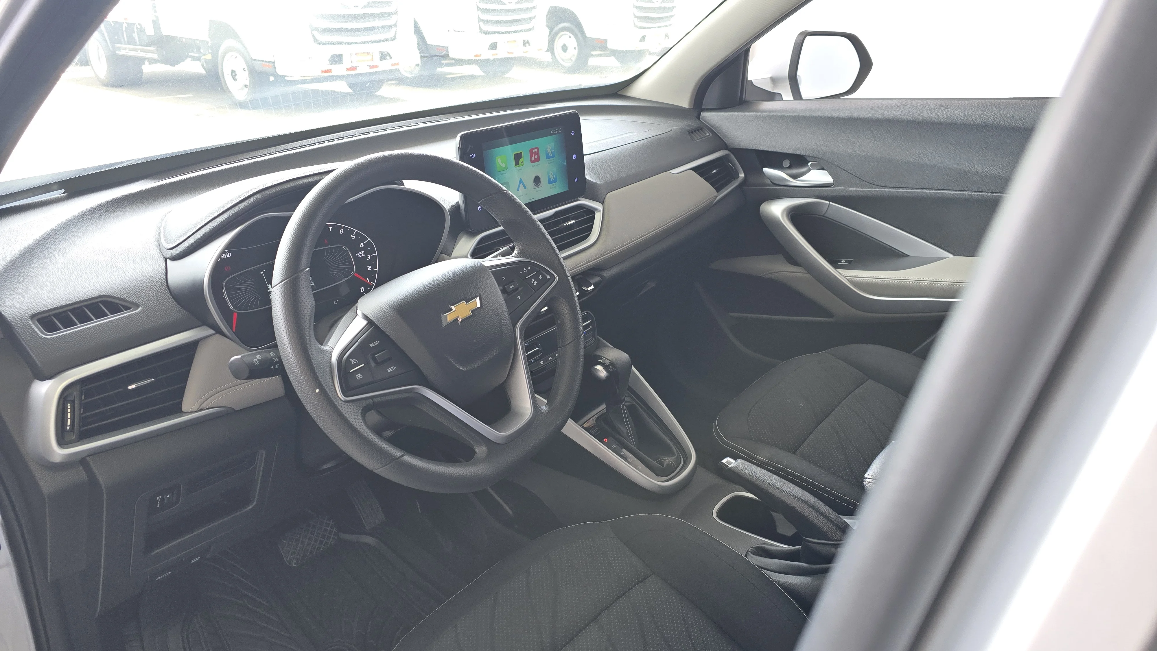 Interior 6