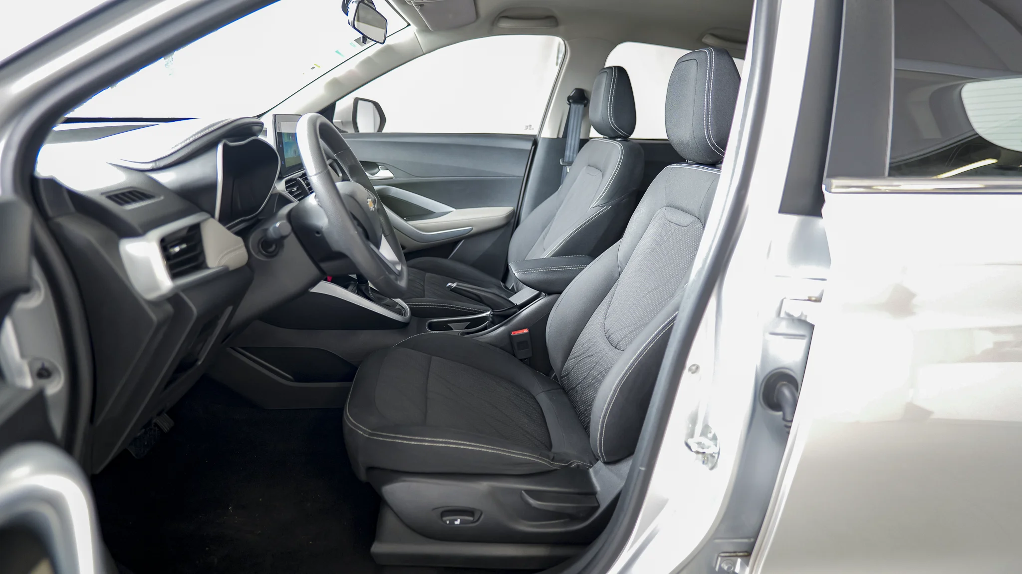 Interior 4