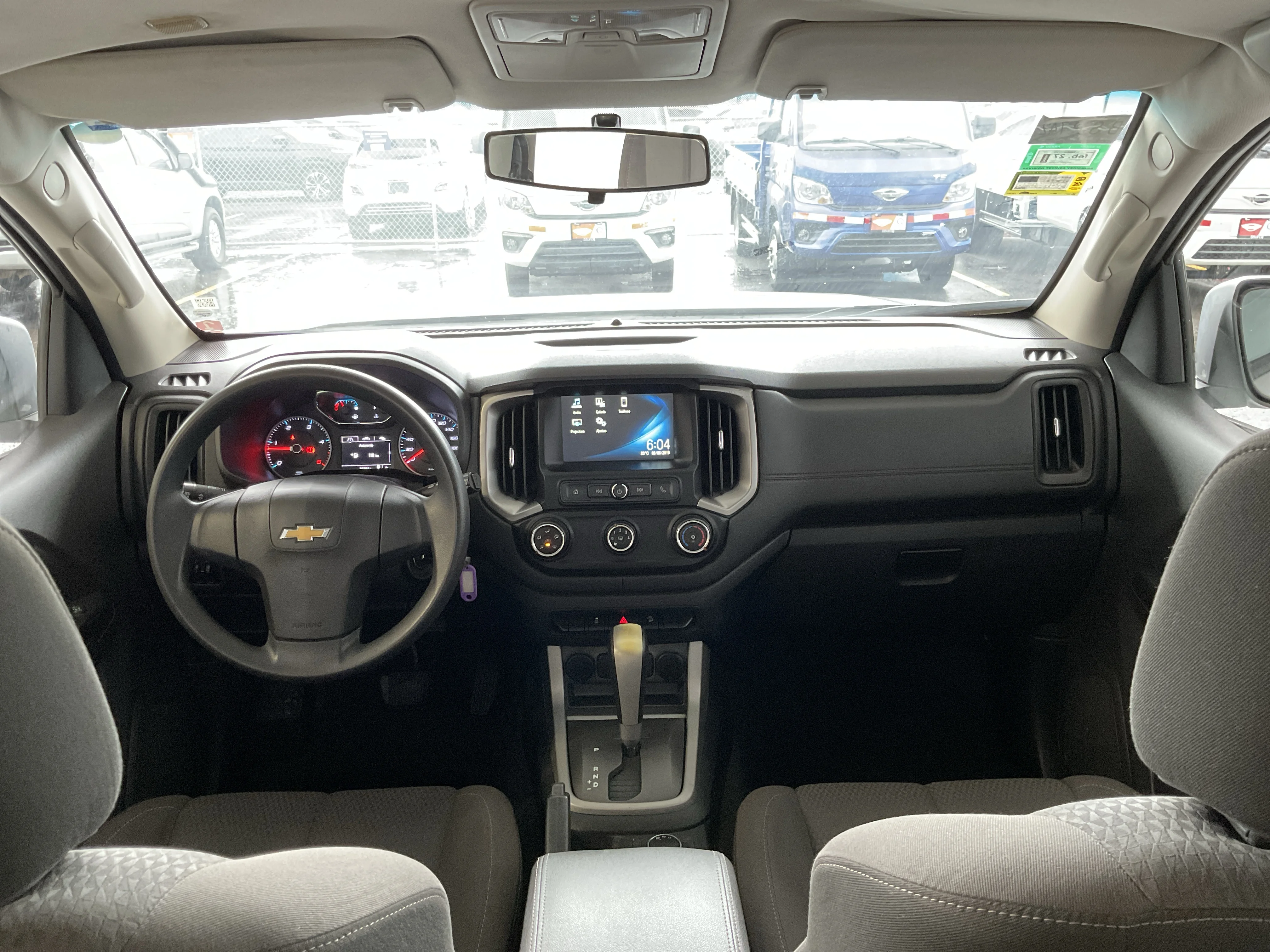 Interior 9
