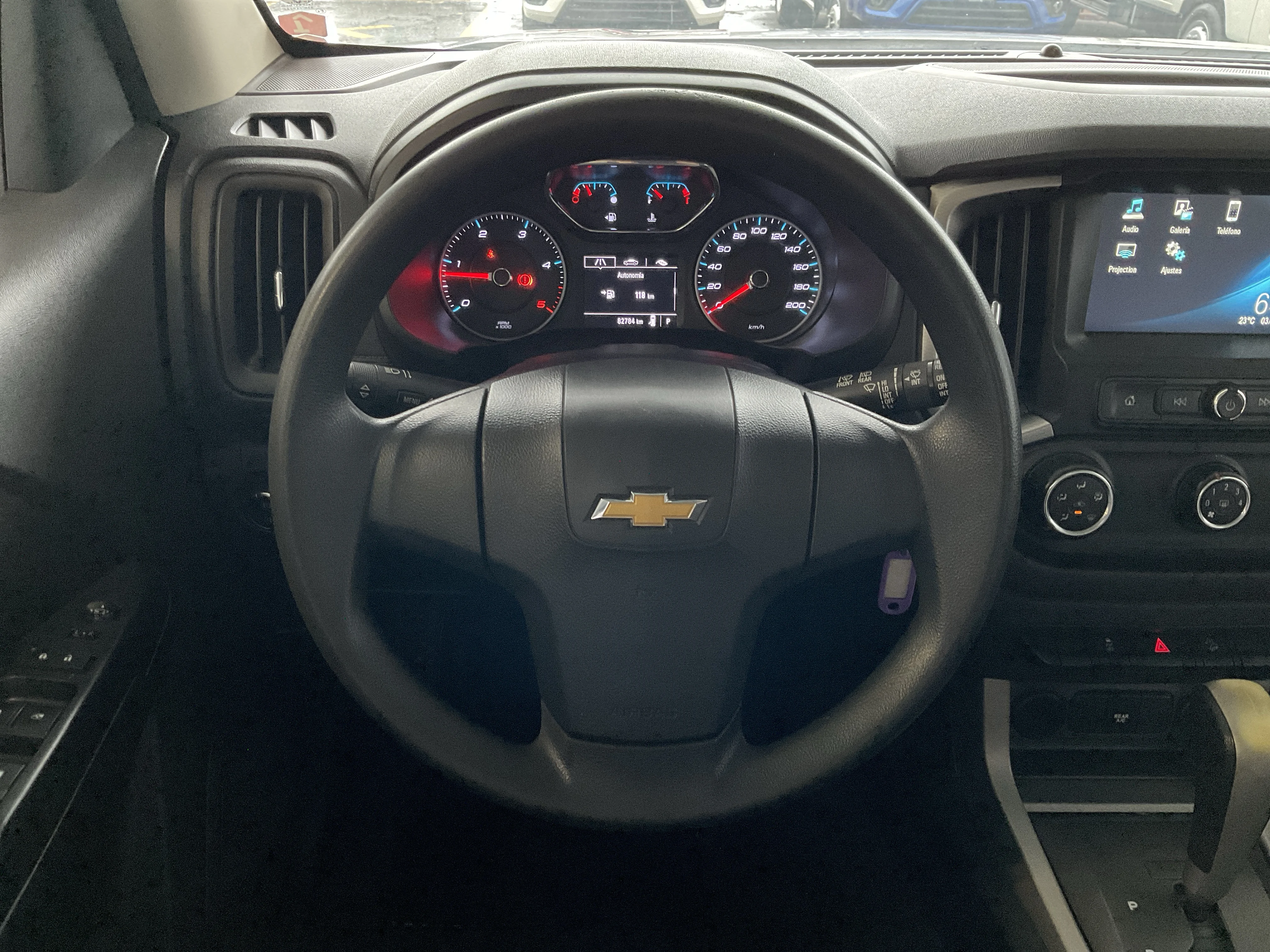 Interior 11