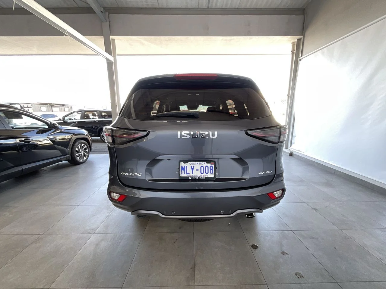 Exterior 6