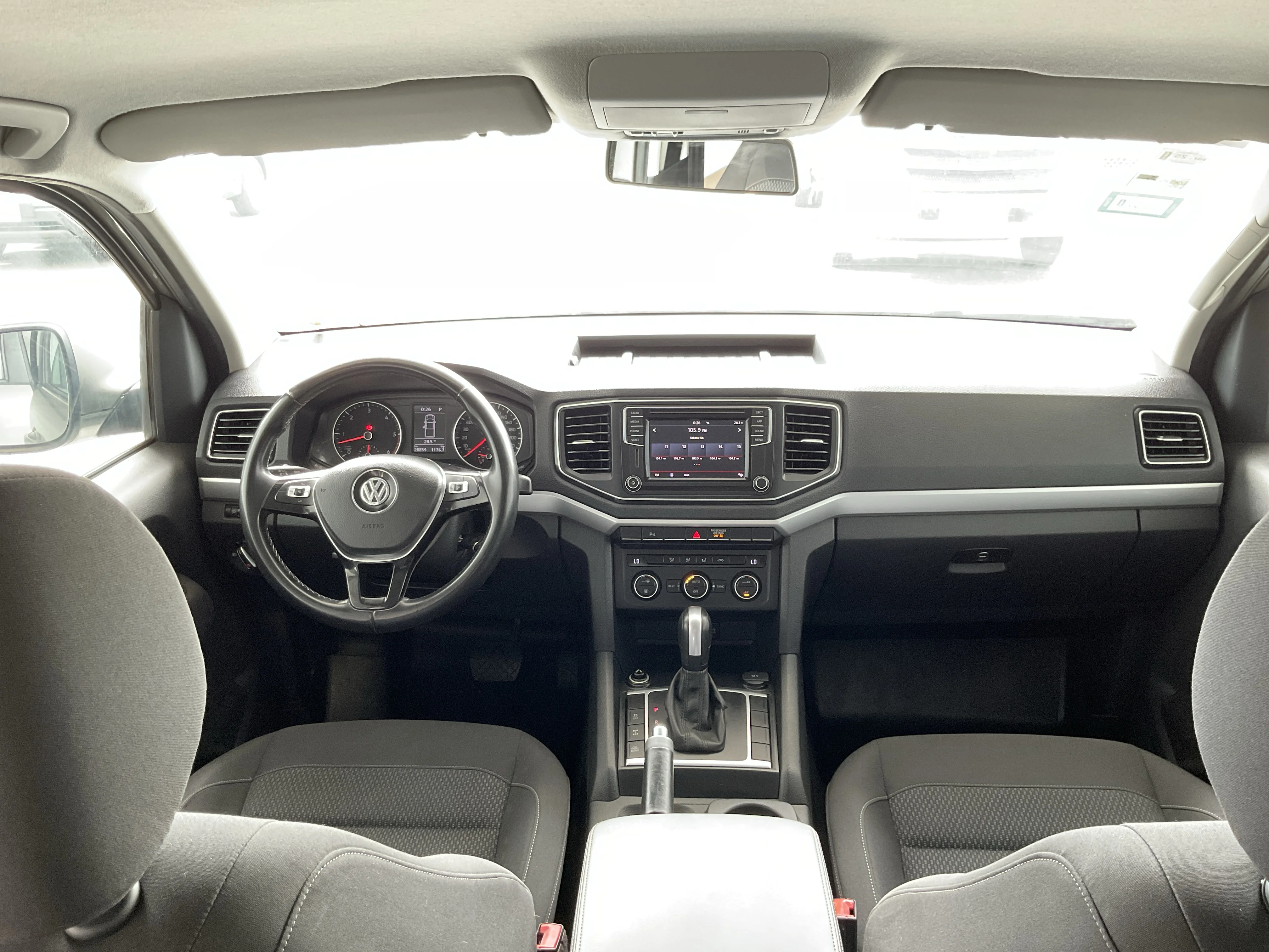 Interior 8